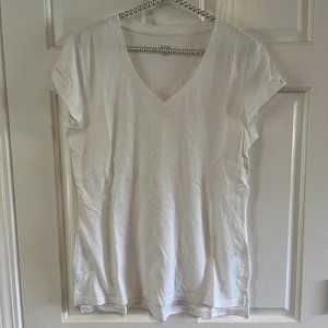 a.n.a Ladies White Classic 100% Cotton V-Neck Short Sleeve Tee Size M